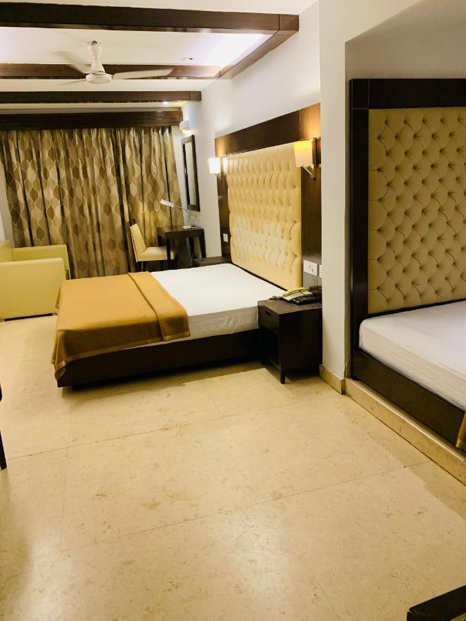 ניו דלהי Metropolis Tourist Home Paharganj מראה חיצוני תמונה
