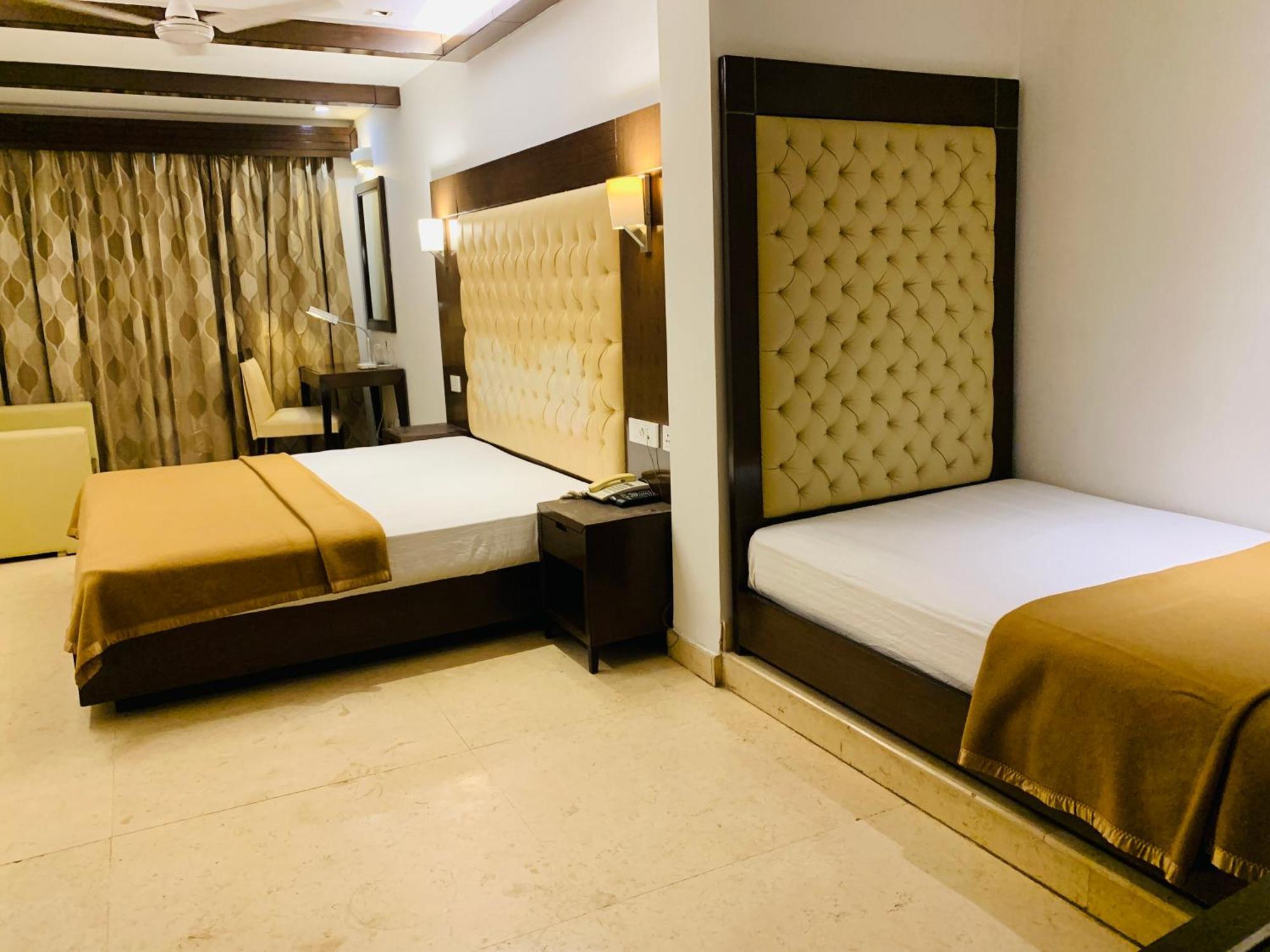 ניו דלהי Metropolis Tourist Home Paharganj מראה חיצוני תמונה